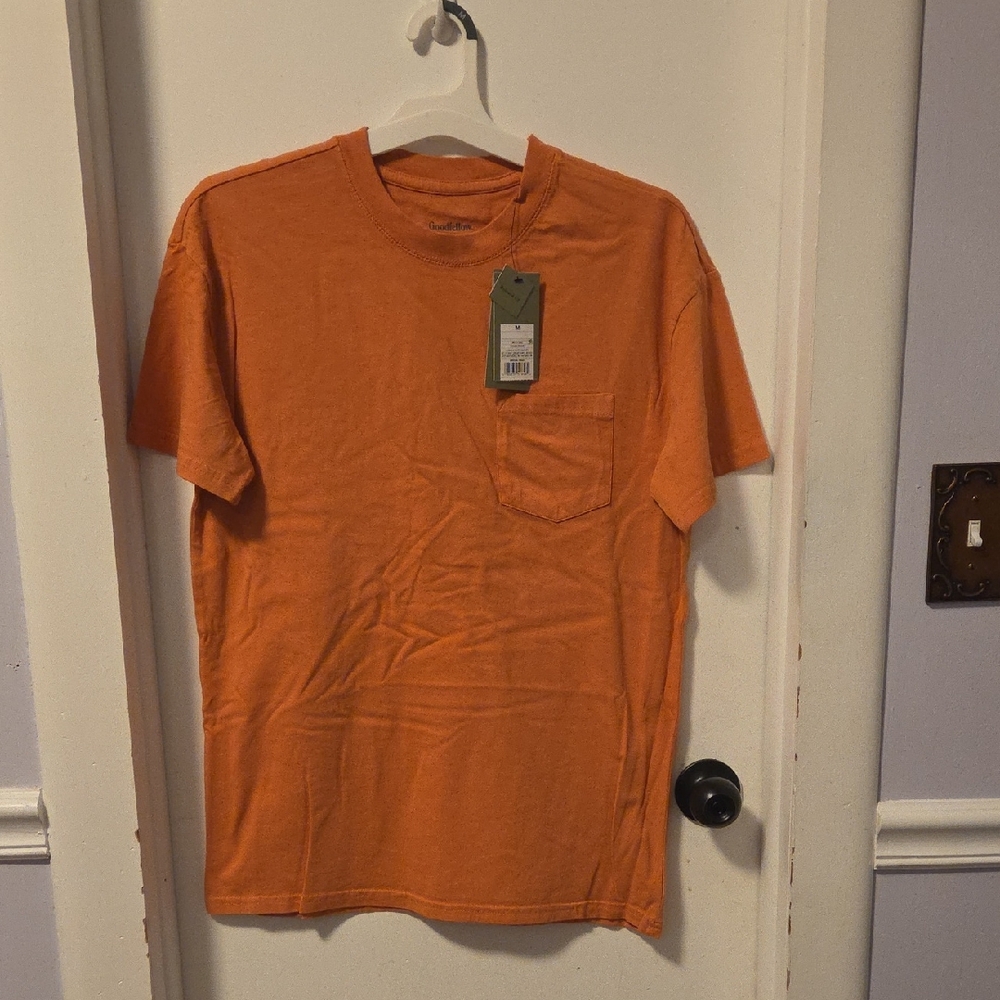 Goodfellow & Co Men's Short Sleeve One Pocket Orange Tee Size Medium